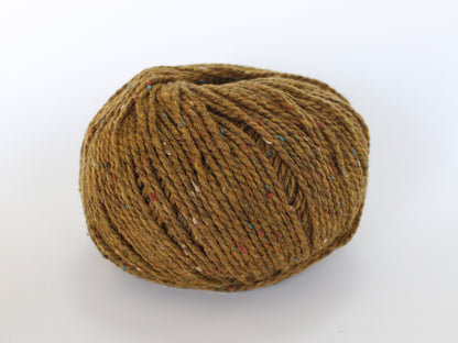 Rustic Tweed Wool Yarn – 80% Wool 20% Nylon | Rustic Light Worsted Weight | Perfect for Socks Sweaters