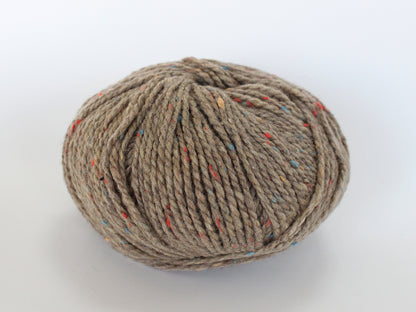 Rustic Tweed Wool Yarn – 80% Wool 20% Nylon | Rustic Light Worsted Weight | Perfect for Socks Sweaters