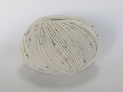 Rustic Tweed Wool Yarn – 80% Wool 20% Nylon | Rustic Light Worsted Weight | Perfect for Socks Sweaters