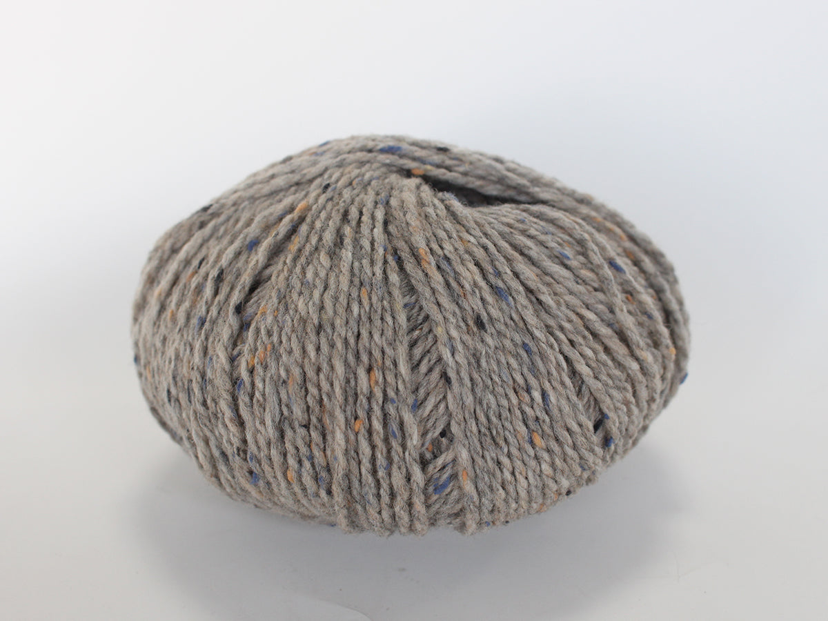 Rustic Tweed Wool Yarn – 80% Wool 20% Nylon | Rustic Light Worsted Weight | Perfect for Socks Sweaters